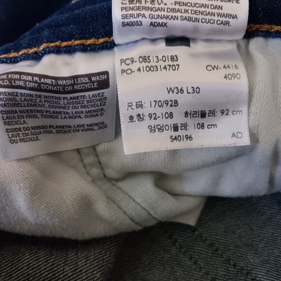 Levis 513 Jeans 36x30 Blue Denim Slim Straight Mid Rise Dark Wash - Picture 4 of 10